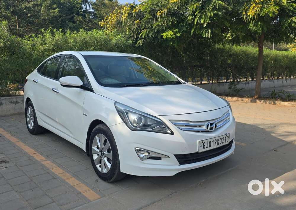 Hyundai Verna Vtvt 1.6 Sx, 2015, Petrol