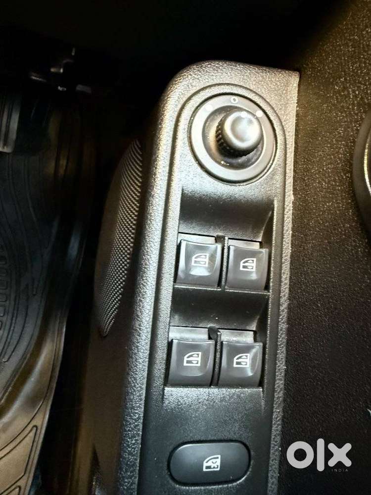 Renault Duster Petrol Rxs Cvt, 2017, Petrol