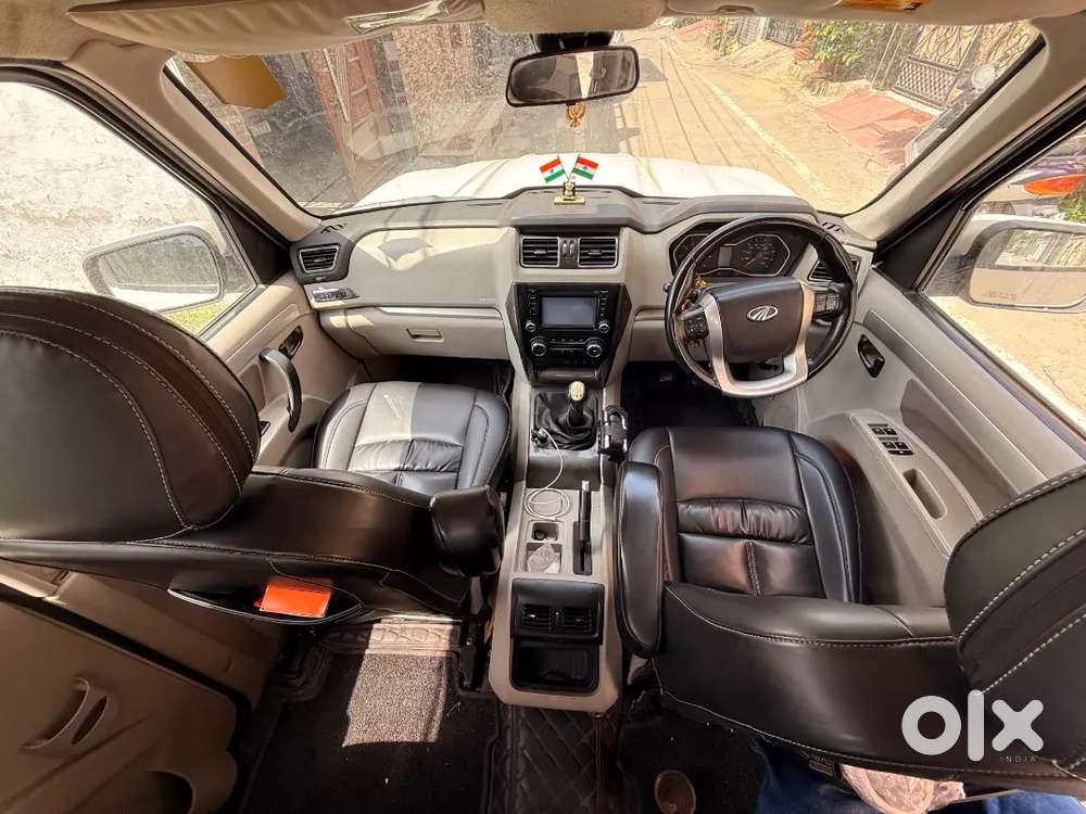 Mahindra Scorpio S10 2.2 Mhaw (4wd At 7str)