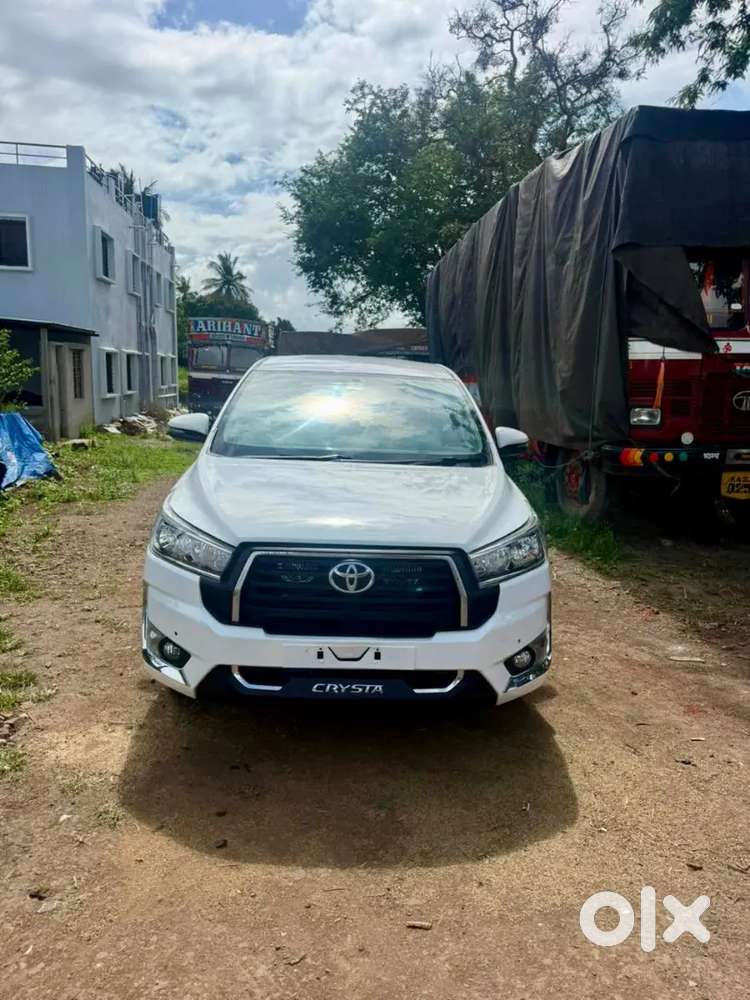 Toyota Innova Crysta 2019