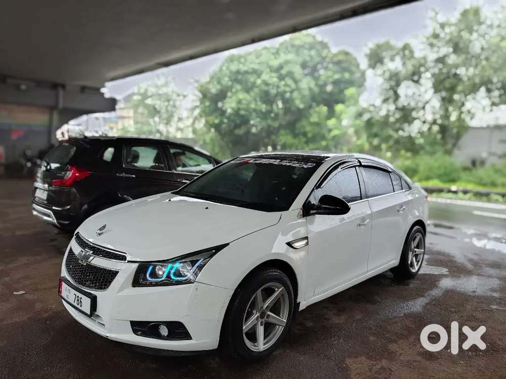 Chevrolet Cruze V Vip Number 786 (time Pass Vale Massage Kare Please)