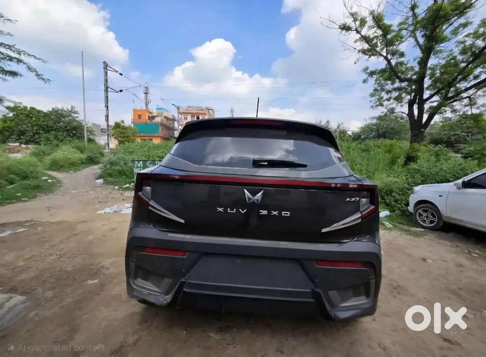 Mahindra Xuv 3xo 2025 Petrol 12000 Km Driven