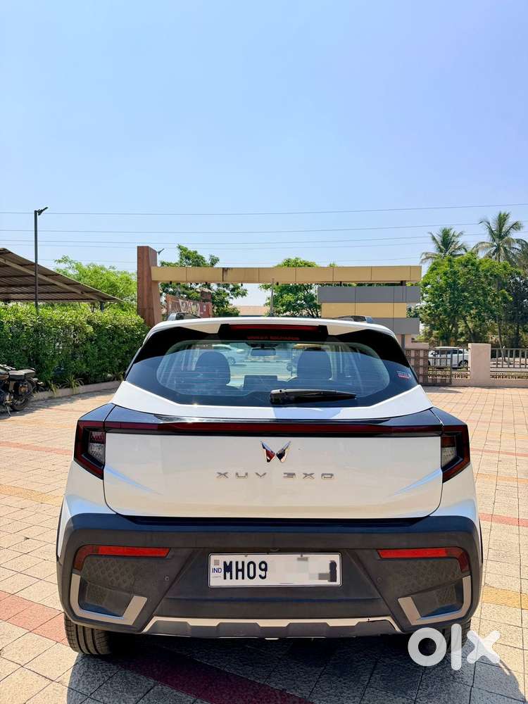 Mahindra Xuv 3xo Ax5 Ds Mt, 2024, Diesel