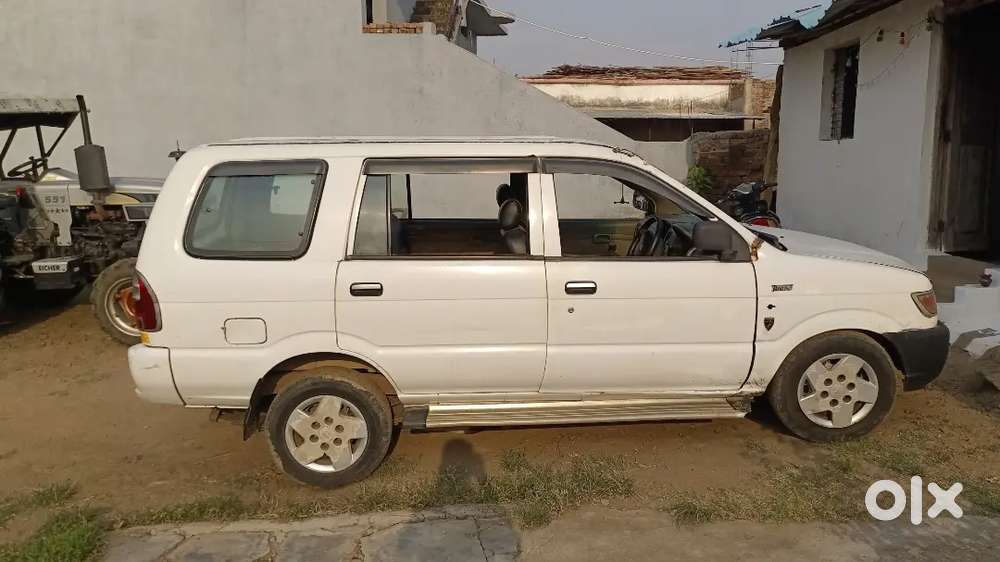 Chevrolet Tavera 2010