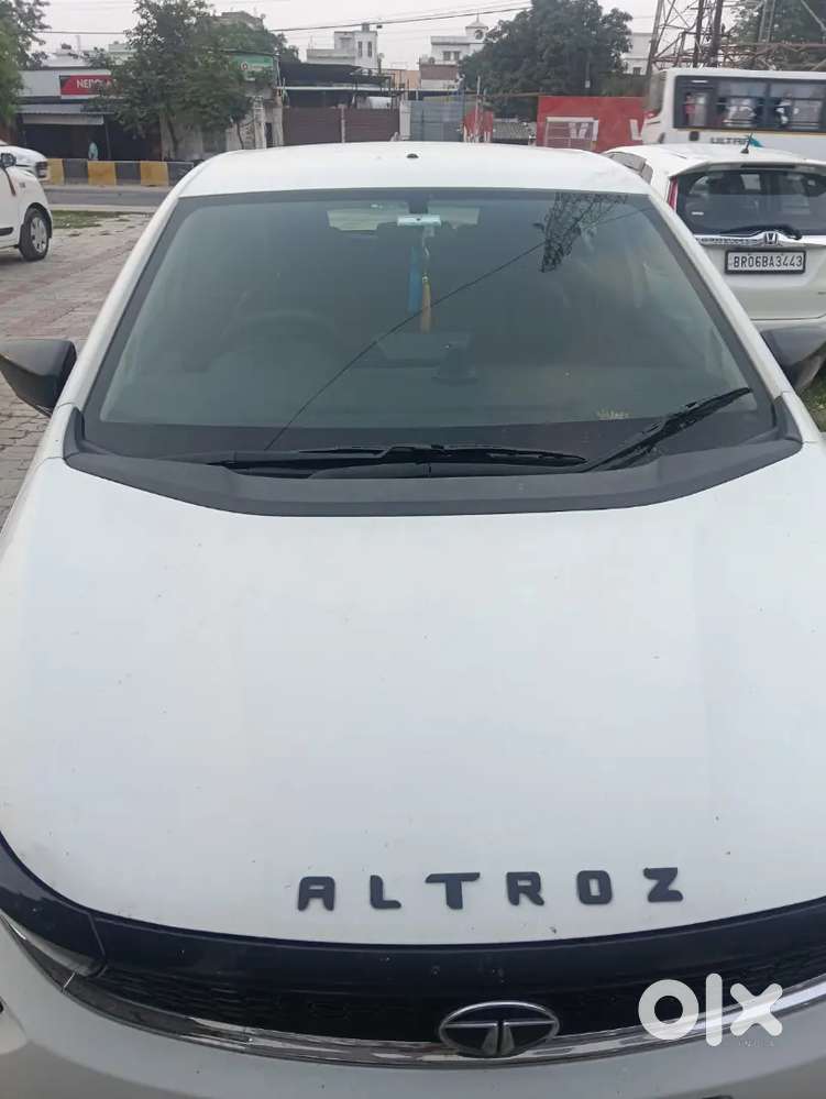 Tata Altroz 2021 Petrol Well Maintained