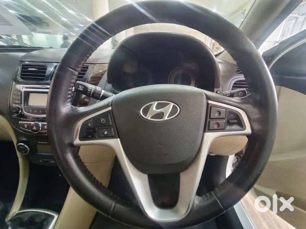Hyundai Fluidic Verna 2014 Petrol 105000 Km Driven