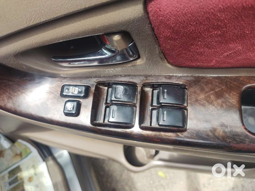 Toyota Innova 2.5 V 8 Str, 2015, Diesel