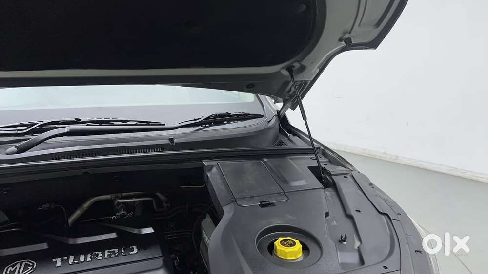 Mg Hector Plus 1.5 Sharp Turbo Cvt 6 Str, 2021, Petrol