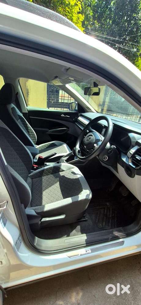 Skoda Kylaq Signature Plus At, 2025, Petrol