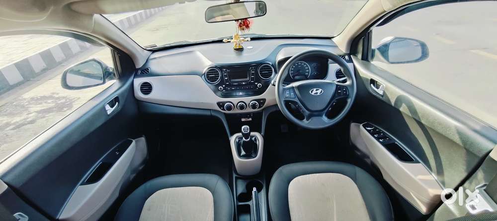 Hyundai Grand I10 Crdi Sportz, 2015, Petrol