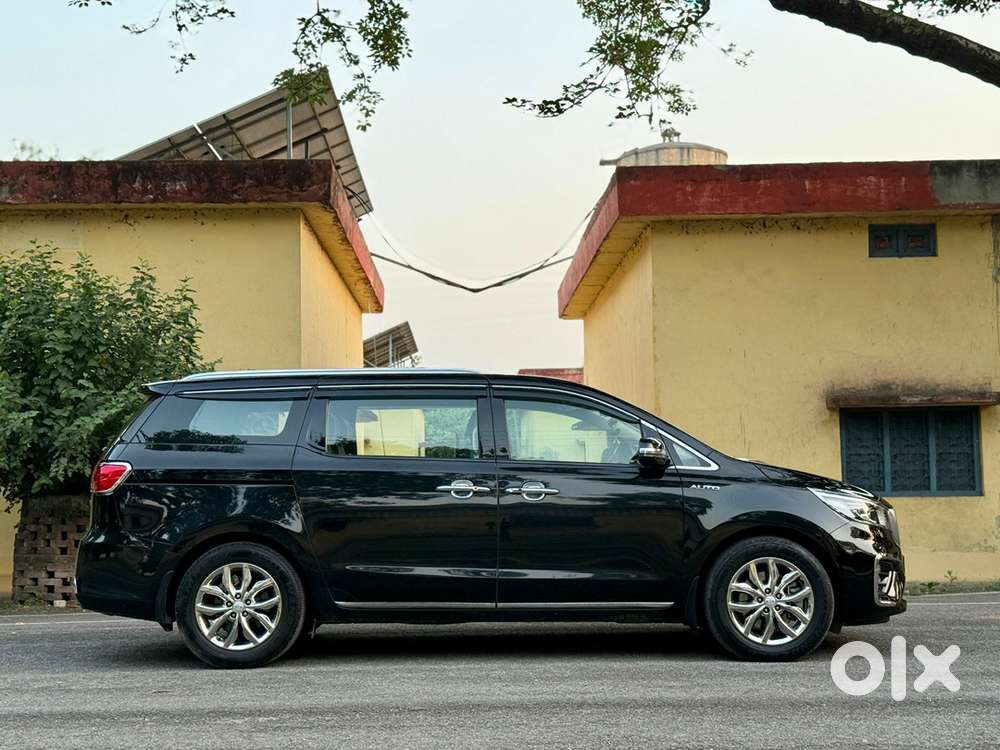 Kia Carnival Limousine Diesel 2020 Only 40000kms Driven