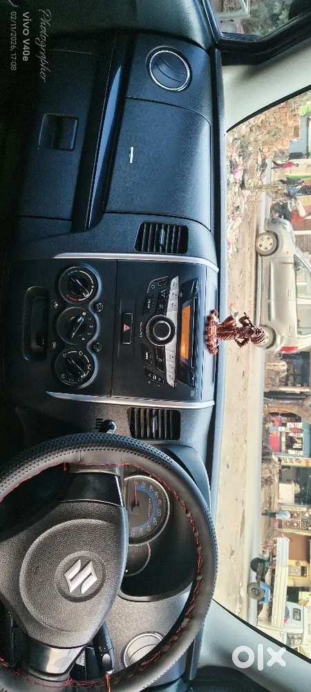 Well Maintained Car All Tyre New New Music Sistem