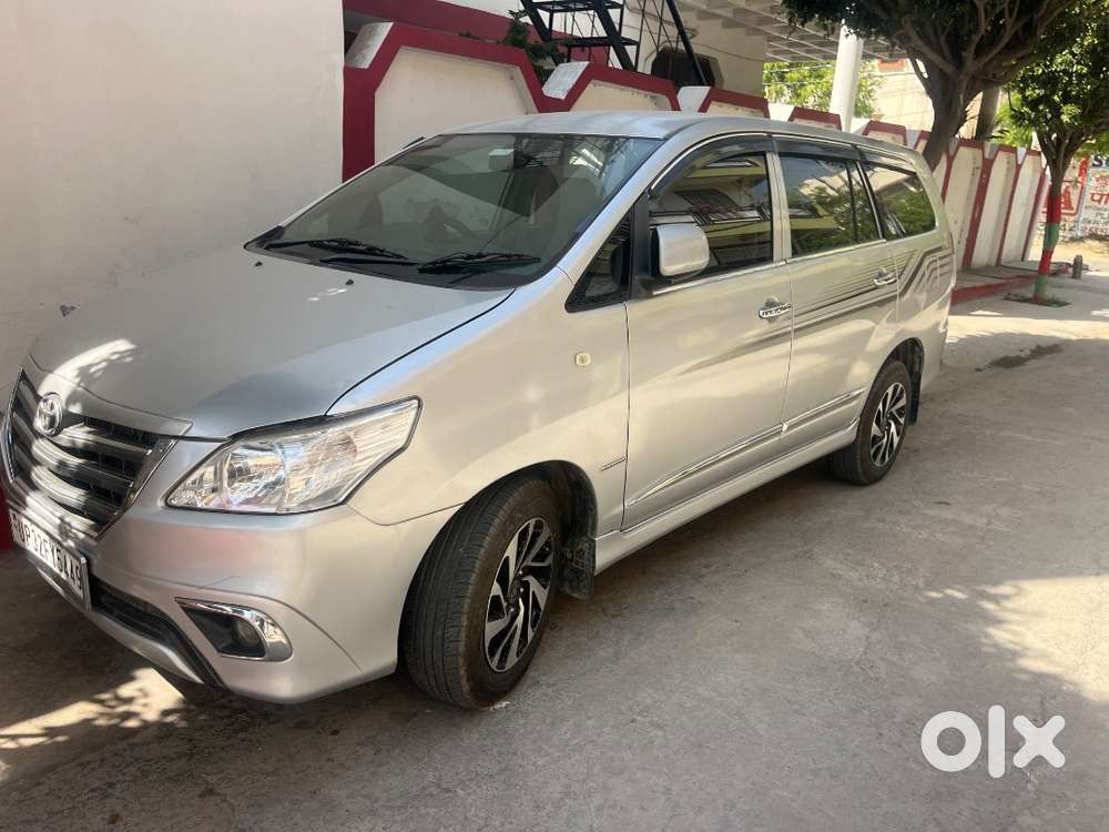 Toyota Innova 2014 Diesel Well Maintained