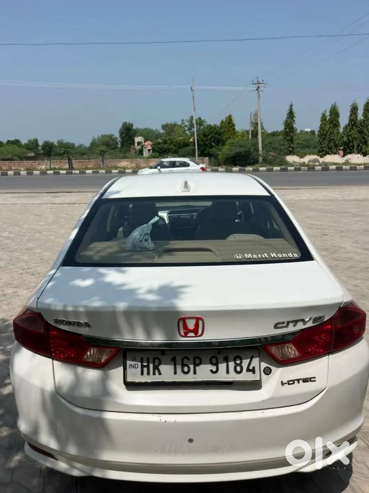 2015 Honda City Hybrid