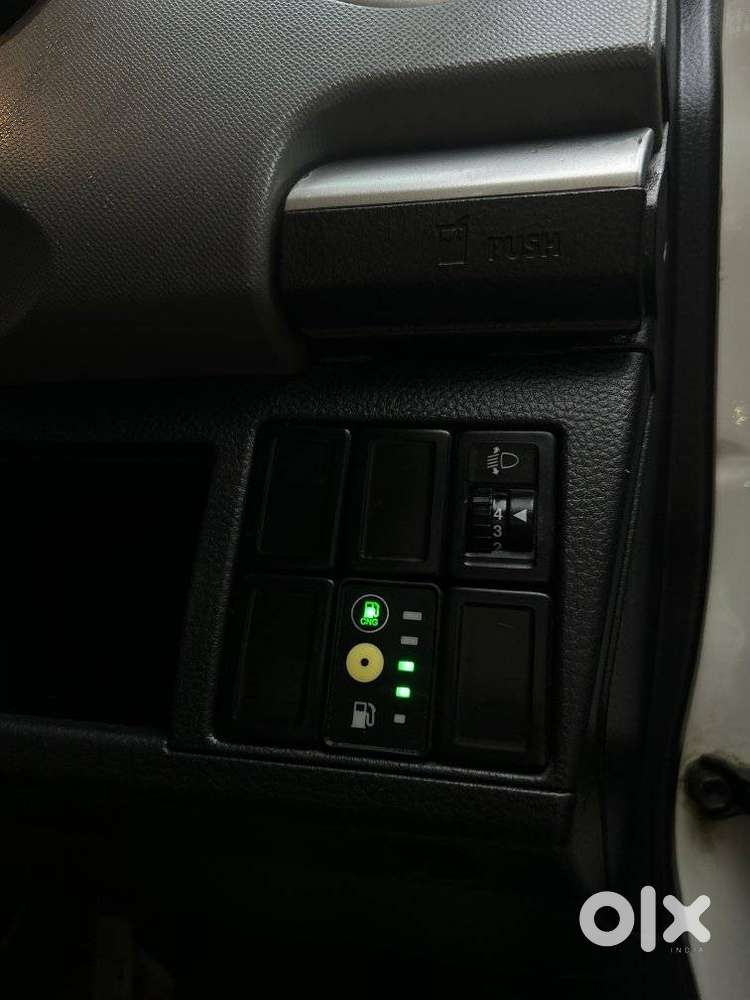 Maruti Suzuki Wagon R Lxi Cng Optional, 2012, Cng & Hybrids