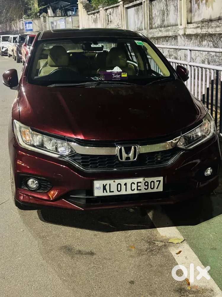 Honda City 1.5 Vx Cvt I Vtec With Sunroof & 4 New Tyres ; Dec 2017