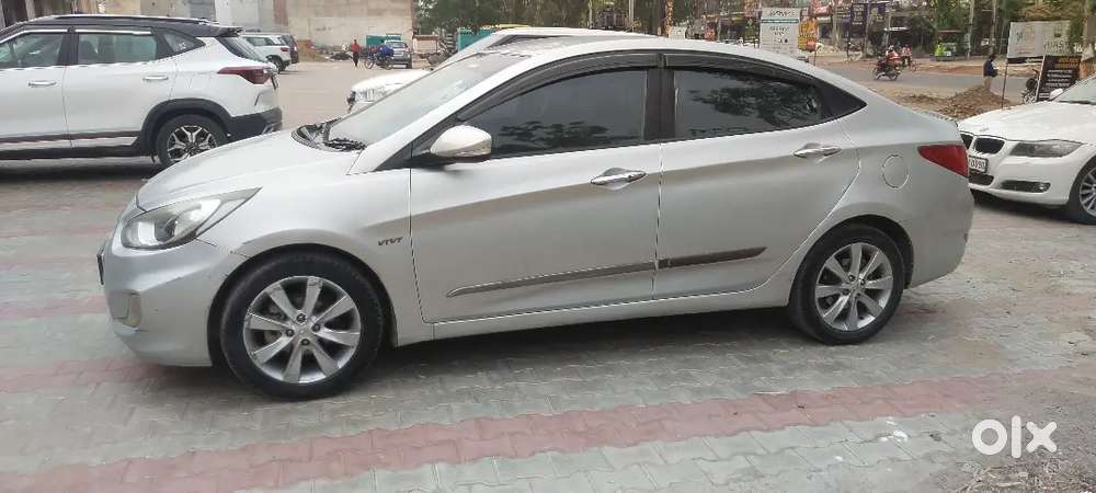 Hyundai Verna 1.6 Sx 2012