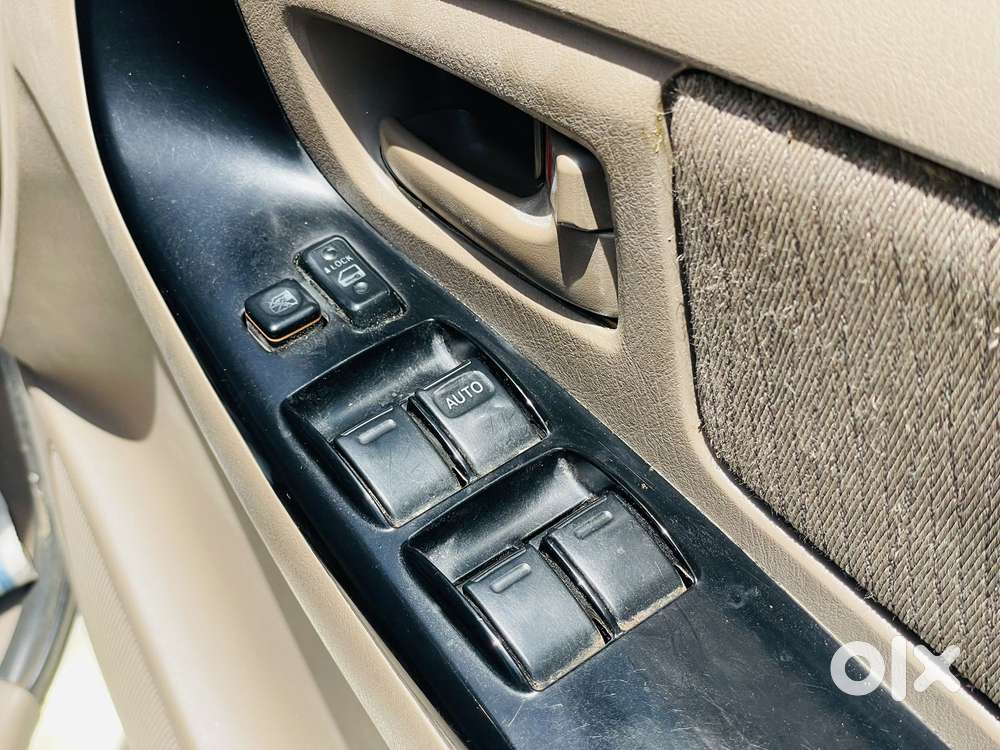 Toyota Innova 2.5 G (diesel) 7 Seater, 2015, Diesel