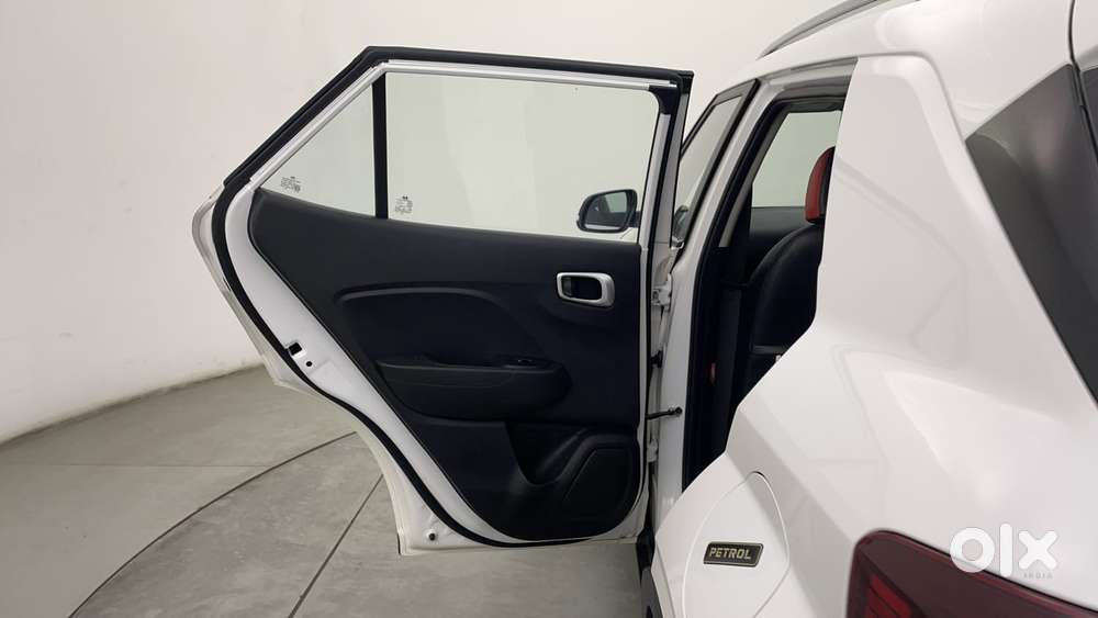 Hyundai Venue Sx Plus Turbo Dct, 2021, Petrol