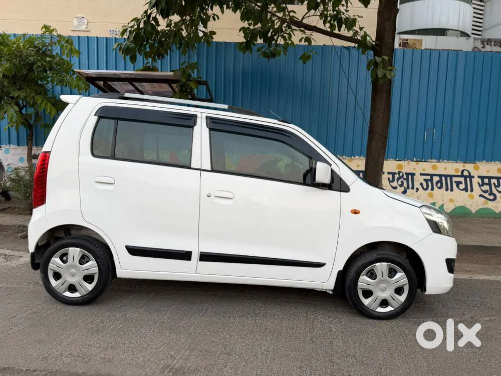 Maruti Suzuki Wagonr Vxi Auto