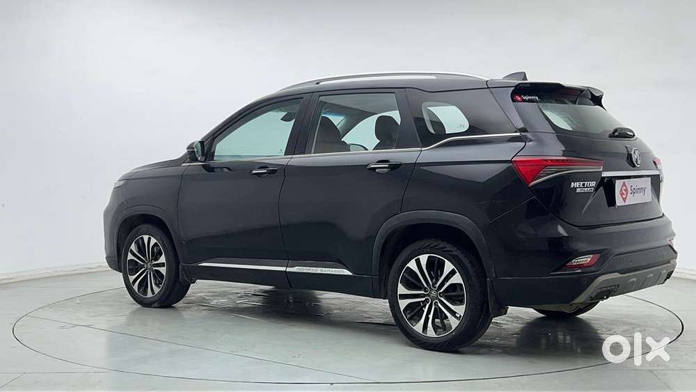 Mg Hector Plus 1.5 Sharp Turbo Cvt 6 Str, 2022, Petrol