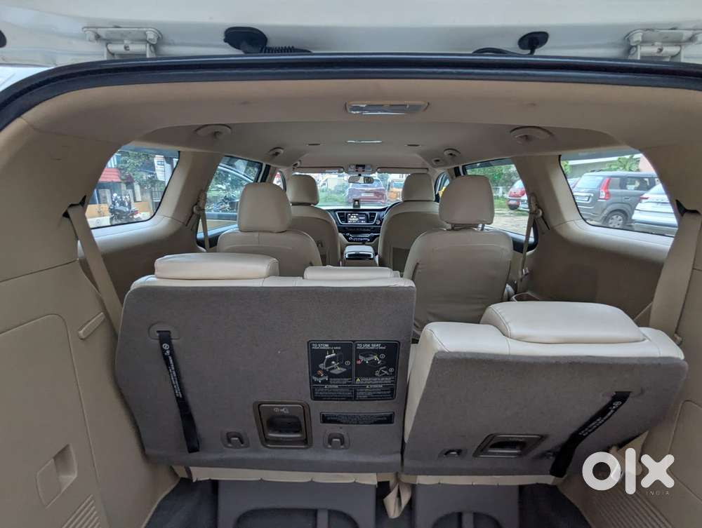 Kia Carnival Premium, 2021, Diesel