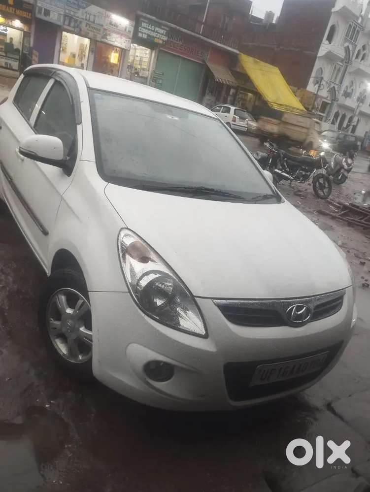 Hyundai I20 Sportz 2010