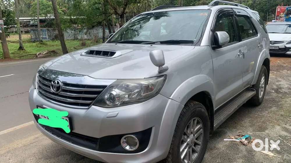 Toyota Fortuner 2013 Diesel 190000 Km Driven