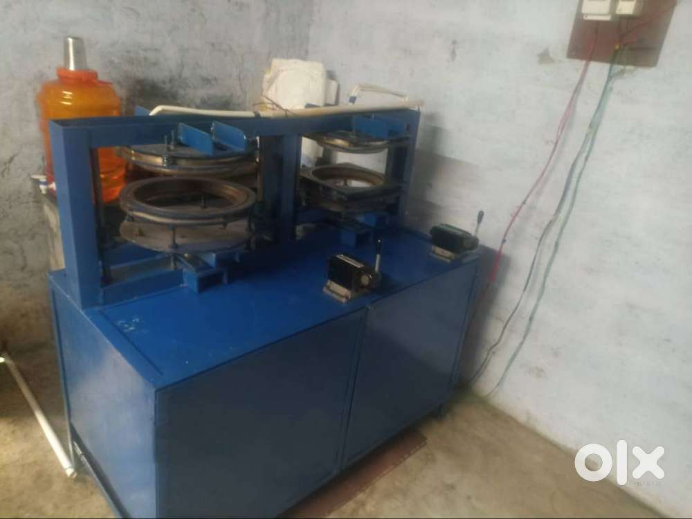 Paper plates making machine