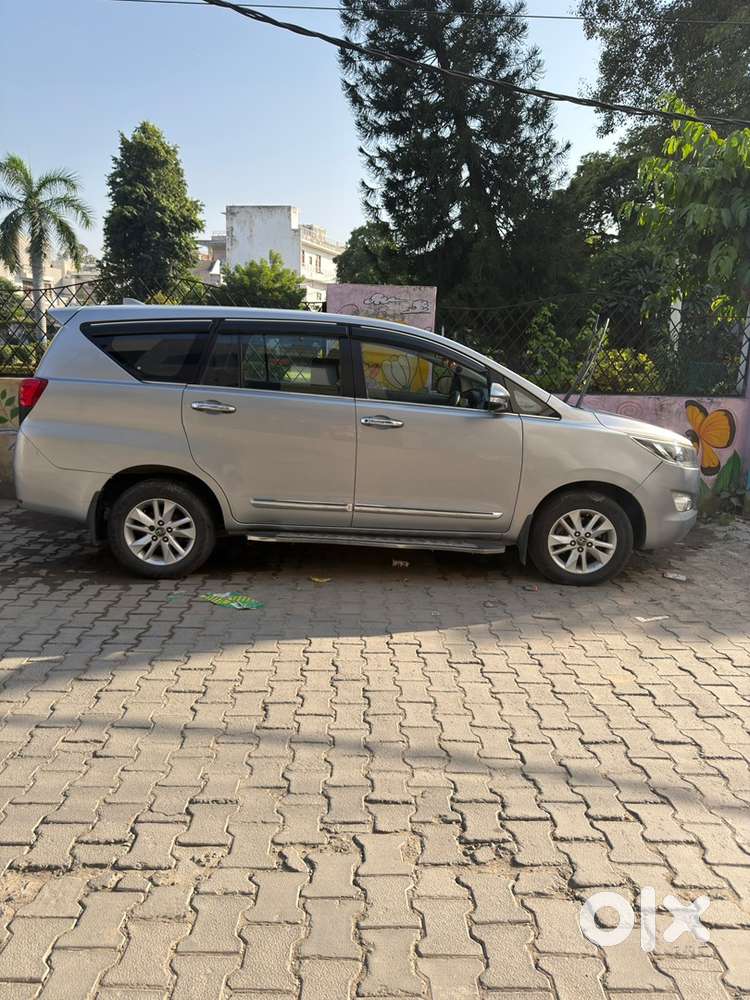 Toyota Innova Crysta 2017 Diesel Automatic