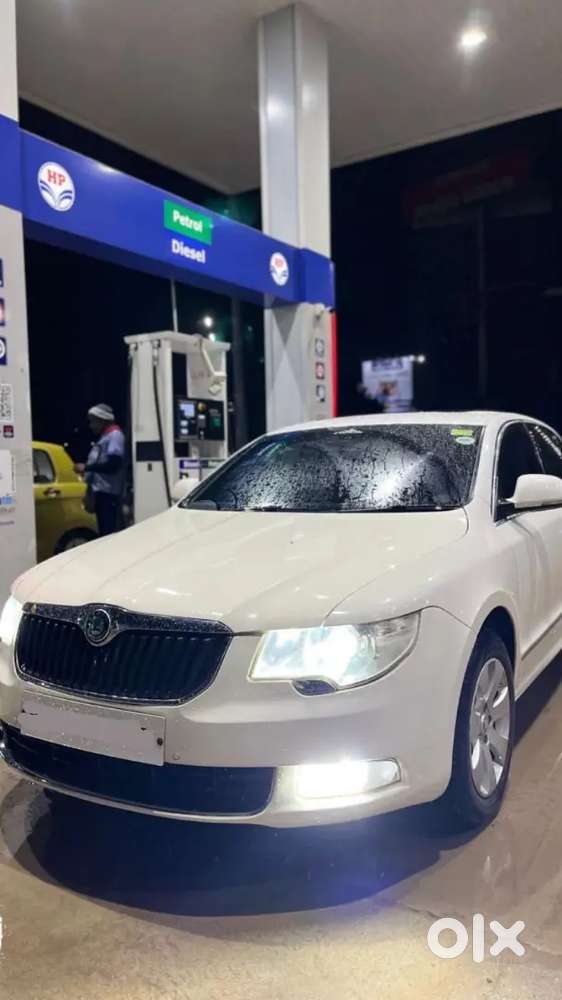 Skoda Superb Elegance 2010 Automatic Year