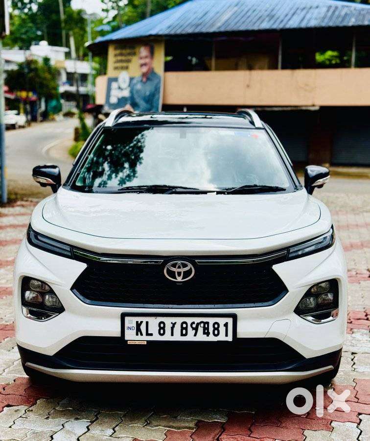 Toyota Urban Cruiser Taisor V 1.0 Petrol At Dual Tone, 2024, Petrol