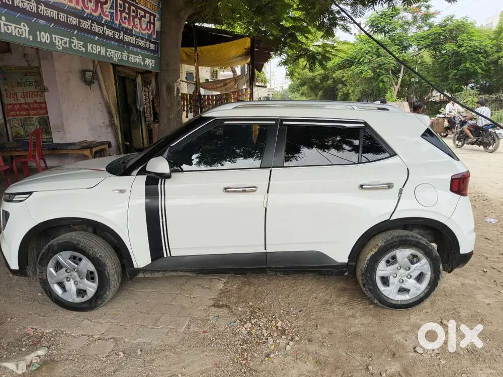 Hyundai Venue 2022 Manual Petrol
