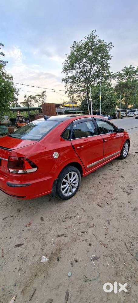 Volkswagen Vento 1.2 Tsi Highline At, 2018, Petrol