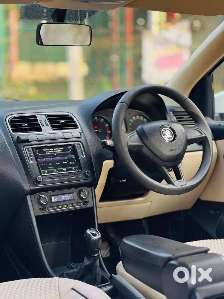 Skoda Rapid 1.0 Tsi Active, 2021, Petrol