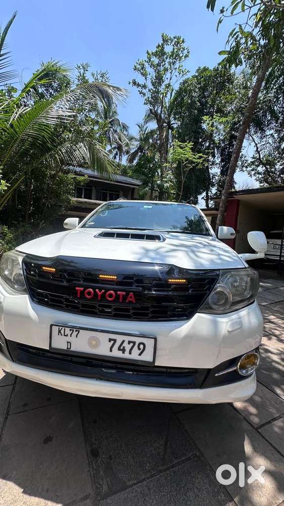 Toyota Fortuner 2014 Diesel 200000 Km Driven