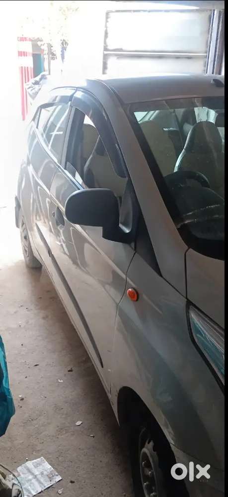 Hyundai Eon 2012 Petrol Well Maintained