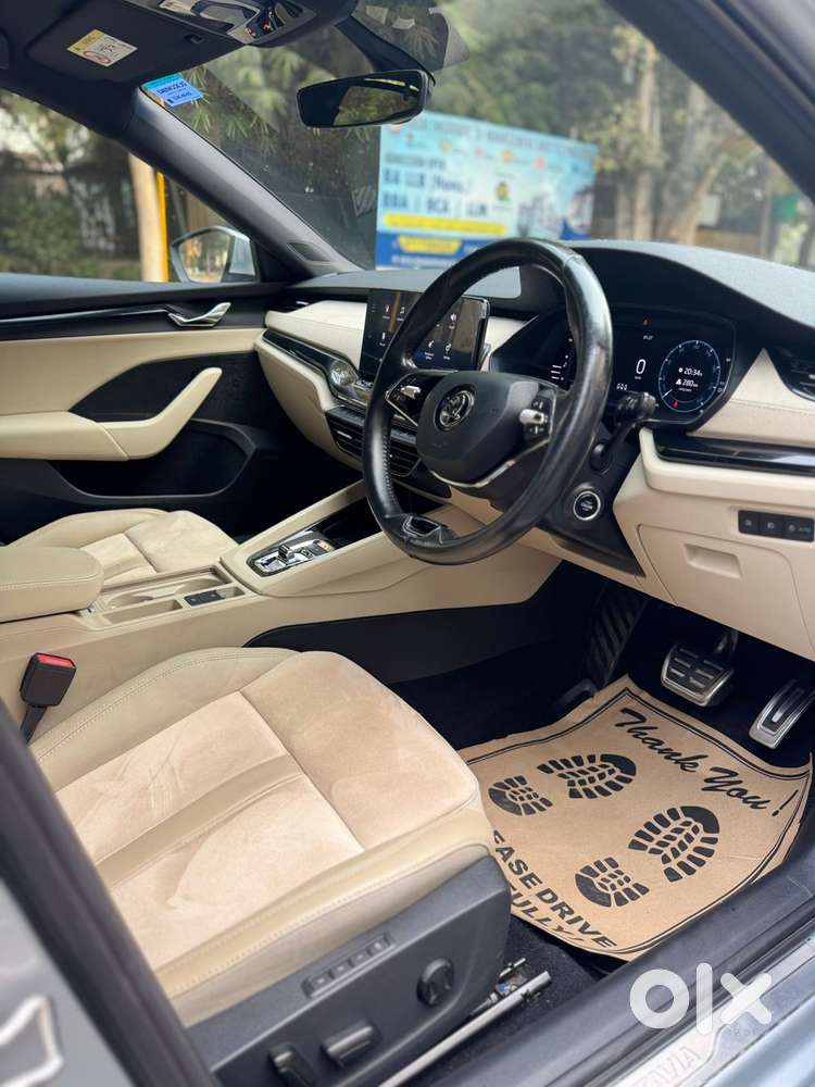 Skoda Octavia 2.0 L K Tsi At, 2022, Petrol