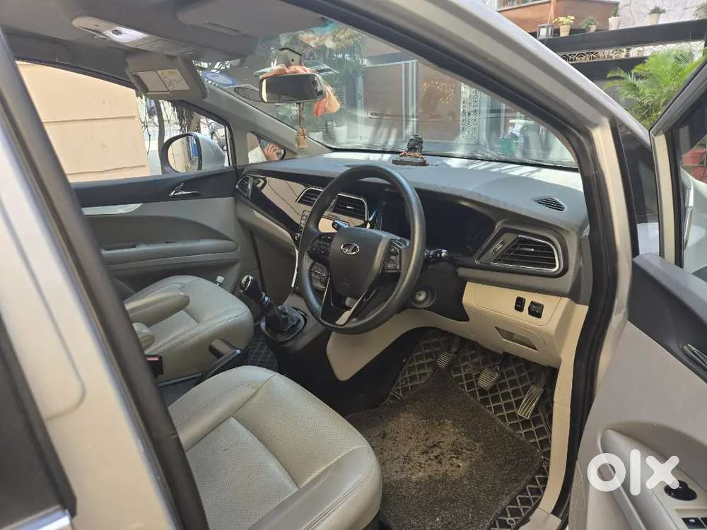 Mahindra Marazzo Diesel 2018