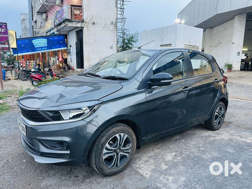 Tata Tiago 1.2 Revotron Xt (o), 2023, Petrol