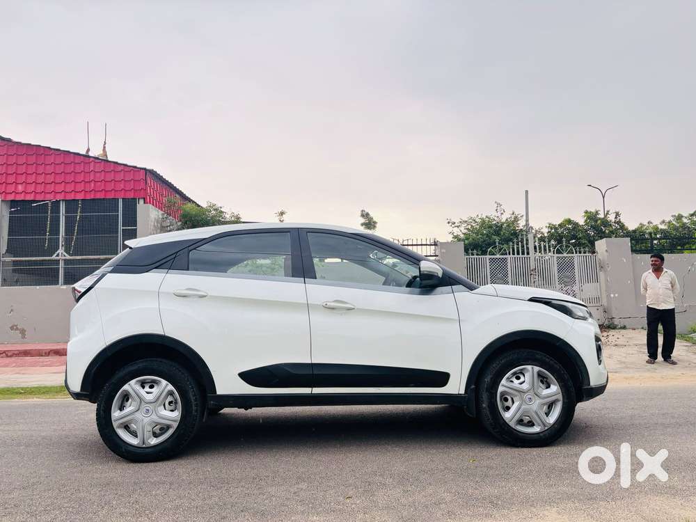 Tata Nexon 1.2 Revotron Xm, 2021, Petrol