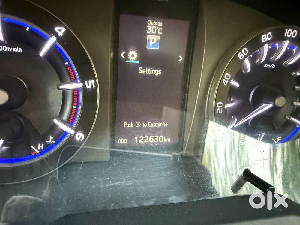 Toyota Innova Crysta 2.8z Automatic, 2017, Diesel