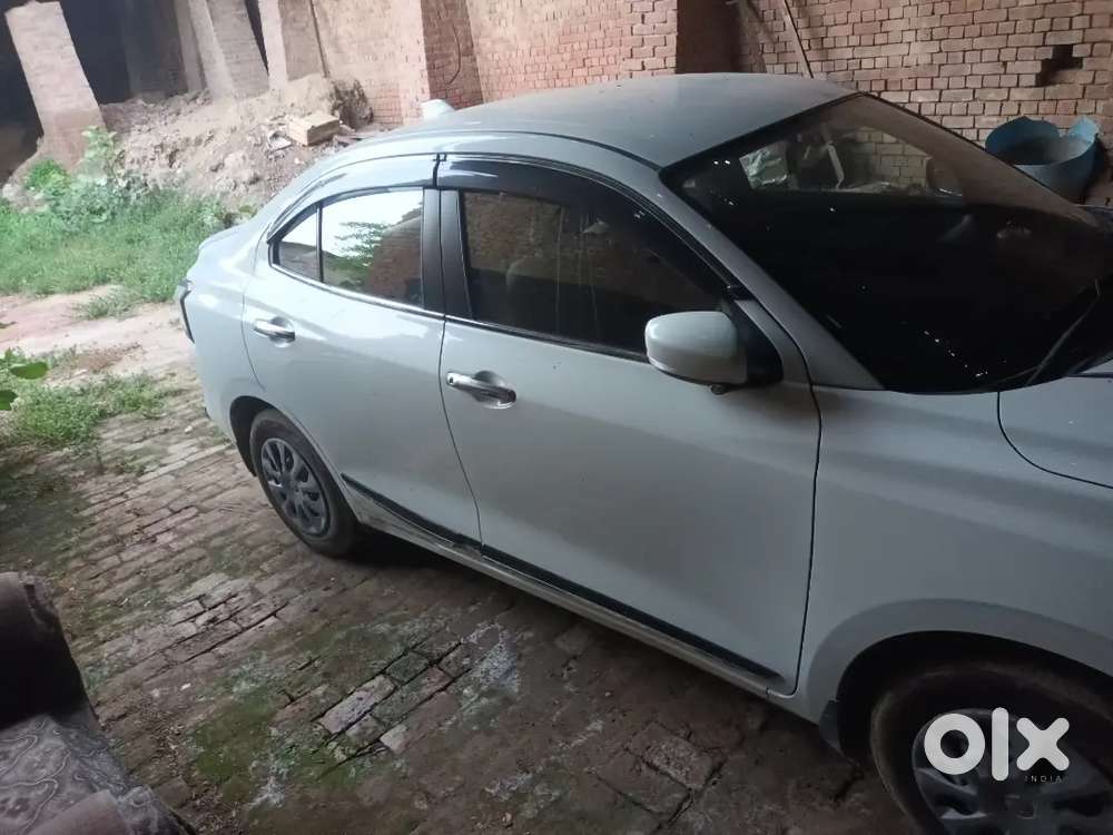 Maruti Suzuki Dzire 2015 Manual Petrol