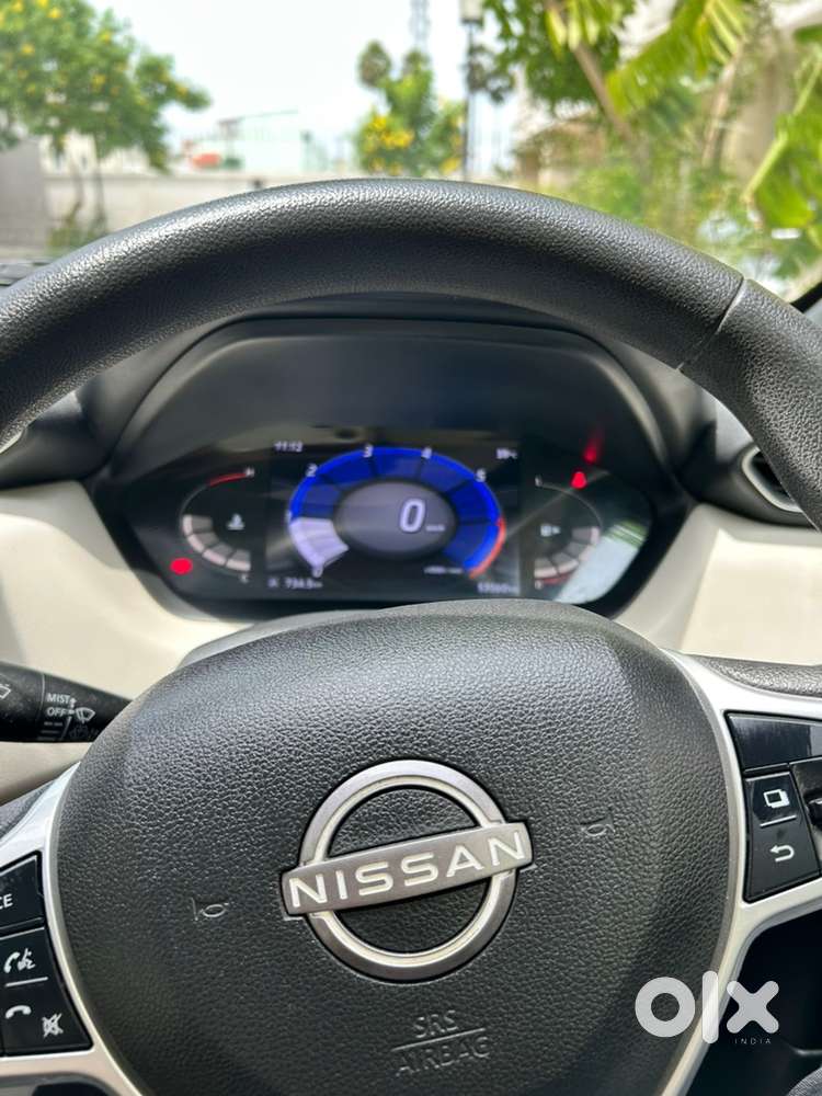 Nissan Magnite Xv Petrol 2021 - Impeccably Maintained