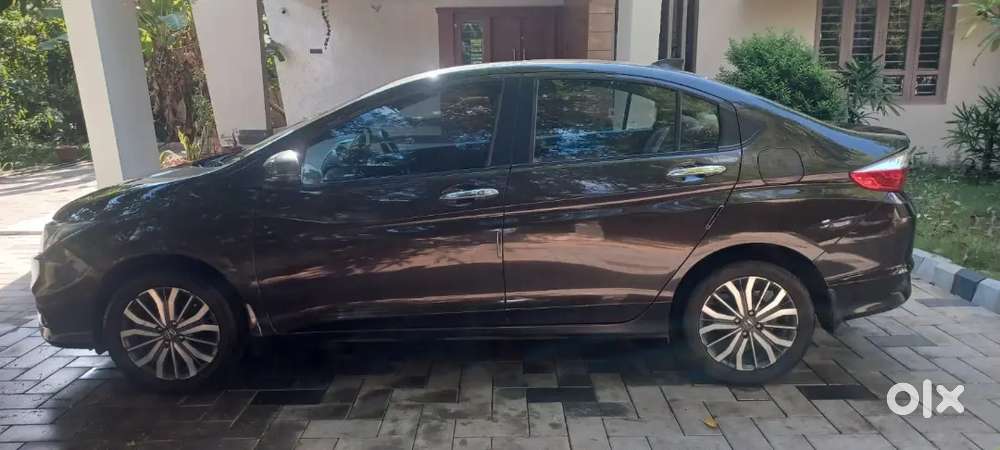 Honda City Zx Petrol 2020 Second Owner