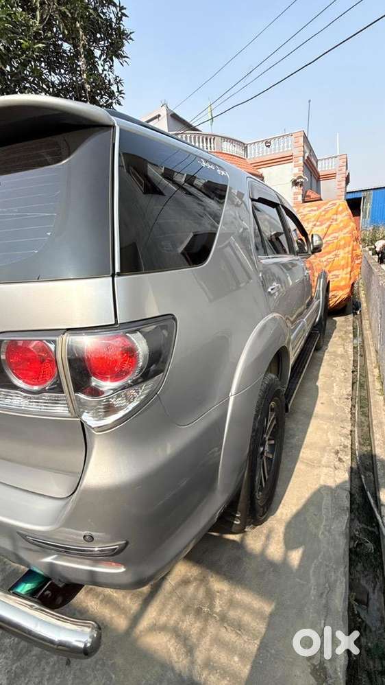 Toyota Fortuner 2015