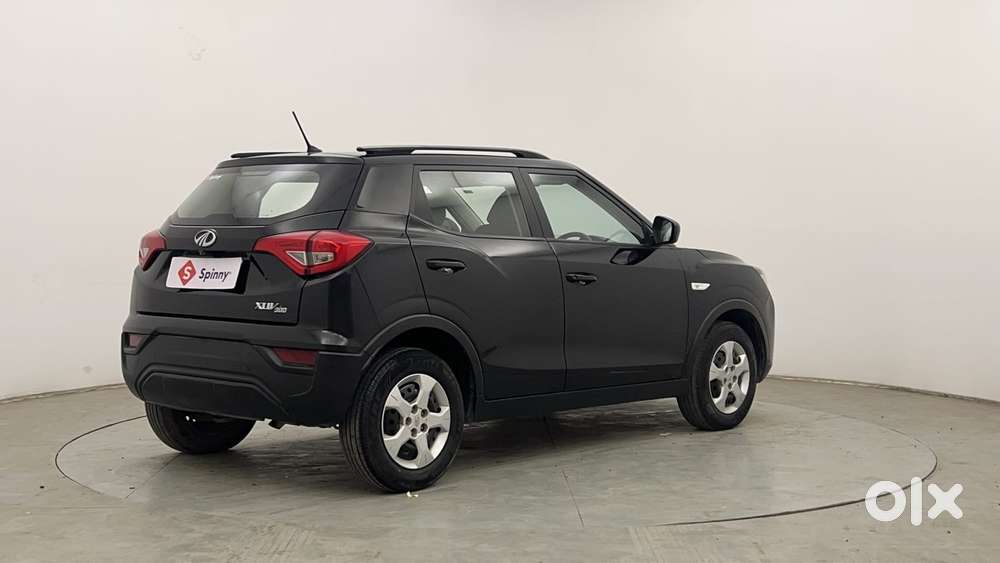 Mahindra Xuv300 W6, 2022, Petrol