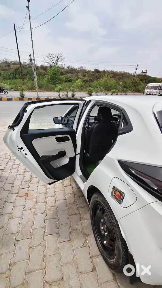 Tata Altroz Xm Plus S New Condition