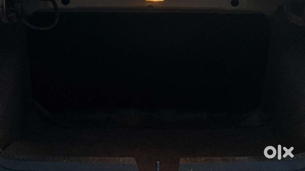 Volkswagen Ameo 1.2 Mpi Highline 16 Alloy, 2017, Petrol