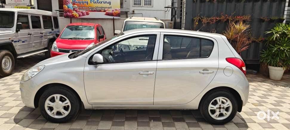 Hyundai I20 2010-2012 1.2 Sportz, 2011, Petrol